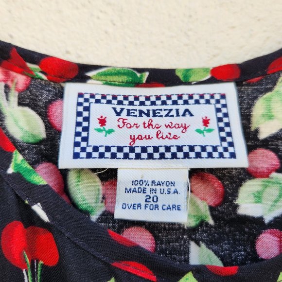 Vintage Cherry Print Maxi Dress - Picture 5 of 5